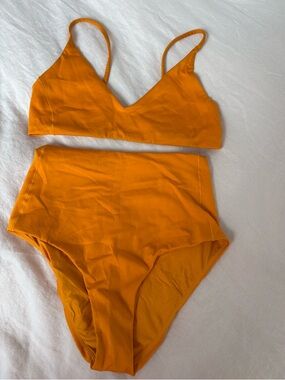 Left On Friday Hi Tide Bottom and Sunday Top in Marigold